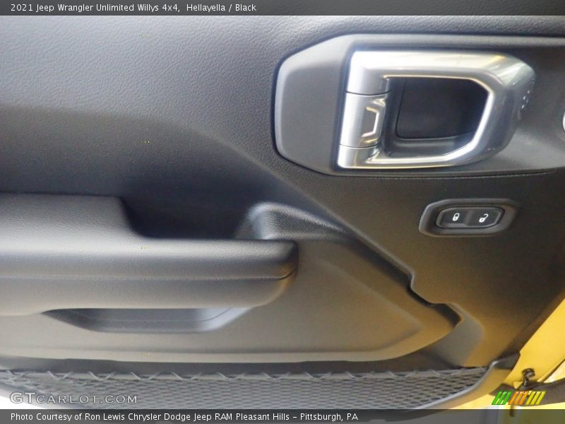 Hellayella / Black 2021 Jeep Wrangler Unlimited Willys 4x4