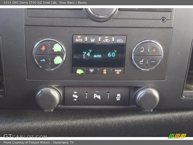 Onyx Black / Ebony 2013 GMC Sierra 1500 SLE Crew Cab
