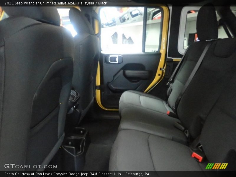 Hellayella / Black 2021 Jeep Wrangler Unlimited Willys 4x4