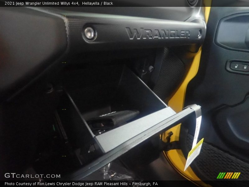 Hellayella / Black 2021 Jeep Wrangler Unlimited Willys 4x4