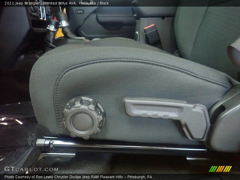 Hellayella / Black 2021 Jeep Wrangler Unlimited Willys 4x4