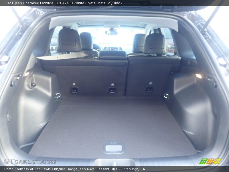 Granite Crystal Metallic / Black 2021 Jeep Cherokee Latitude Plus 4x4