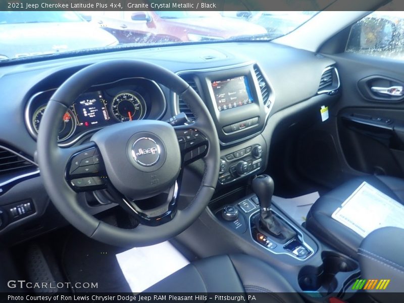 Granite Crystal Metallic / Black 2021 Jeep Cherokee Latitude Plus 4x4