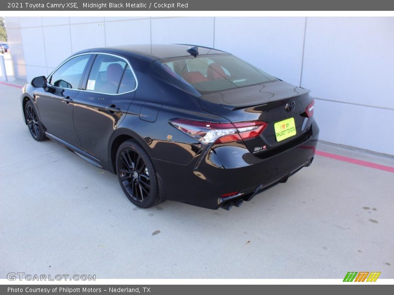 Midnight Black Metallic / Cockpit Red 2021 Toyota Camry XSE