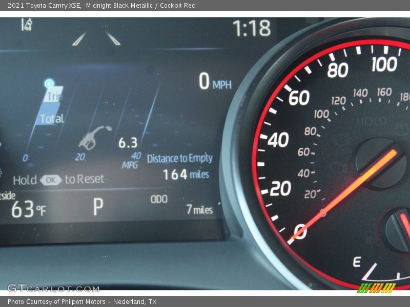 Midnight Black Metallic / Cockpit Red 2021 Toyota Camry XSE