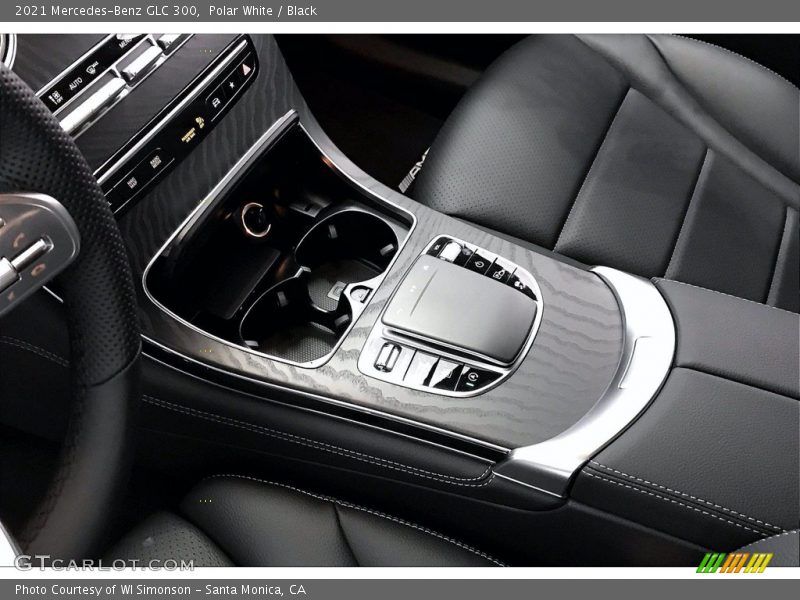 Polar White / Black 2021 Mercedes-Benz GLC 300