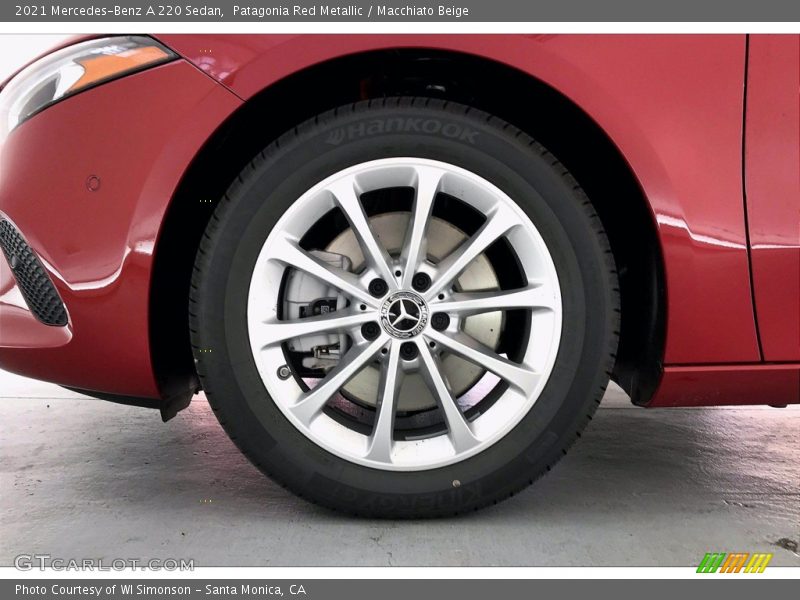 Patagonia Red Metallic / Macchiato Beige 2021 Mercedes-Benz A 220 Sedan