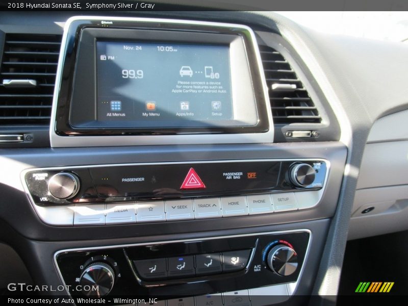 Symphony Silver / Gray 2018 Hyundai Sonata SE