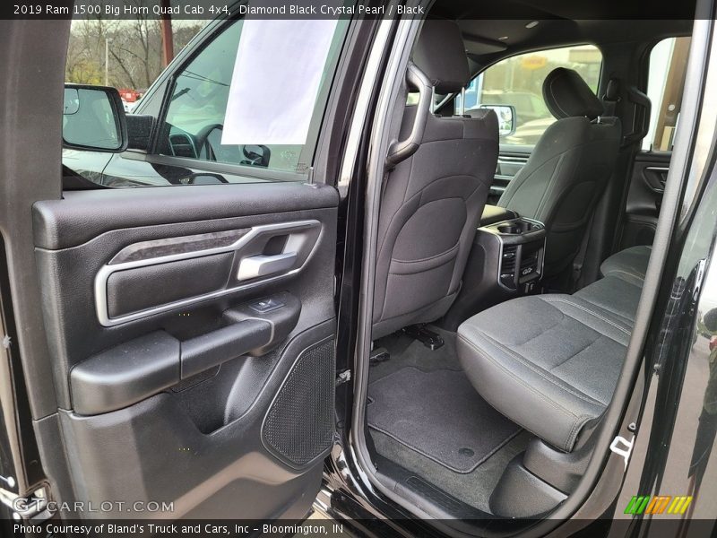 Diamond Black Crystal Pearl / Black 2019 Ram 1500 Big Horn Quad Cab 4x4