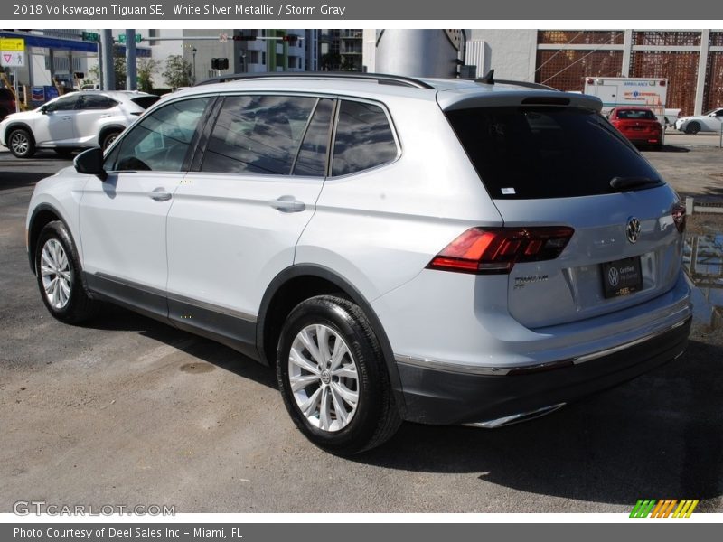 White Silver Metallic / Storm Gray 2018 Volkswagen Tiguan SE