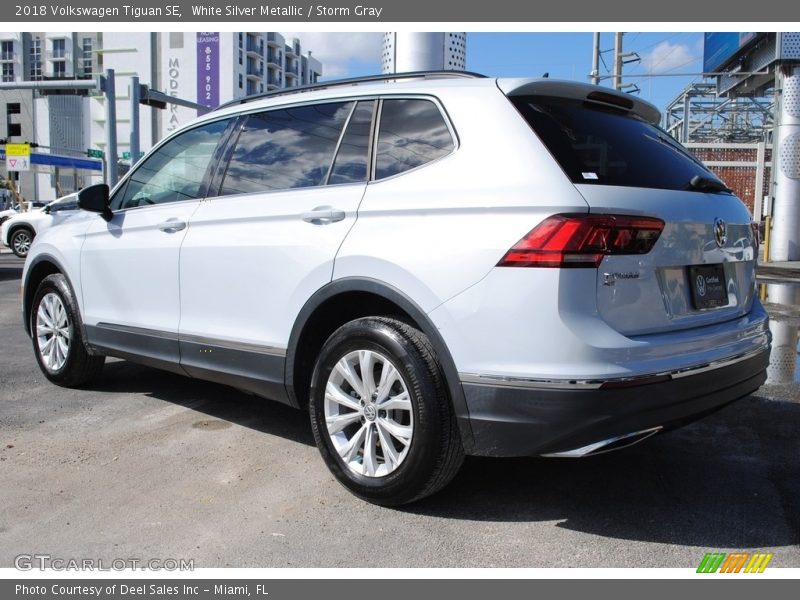 White Silver Metallic / Storm Gray 2018 Volkswagen Tiguan SE