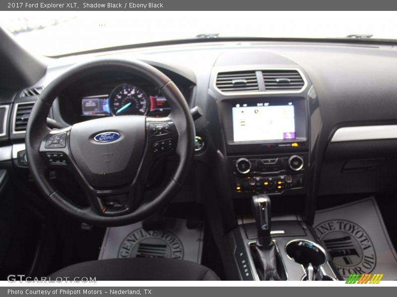 Shadow Black / Ebony Black 2017 Ford Explorer XLT