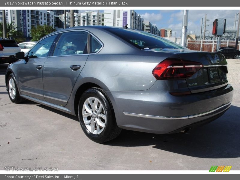Platinum Gray Metallic / Titan Black 2017 Volkswagen Passat S Sedan