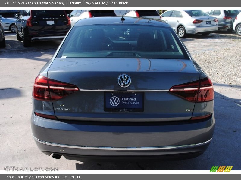 Platinum Gray Metallic / Titan Black 2017 Volkswagen Passat S Sedan