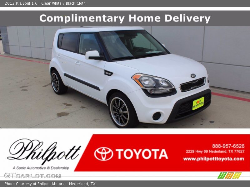 Clear White / Black Cloth 2013 Kia Soul 1.6