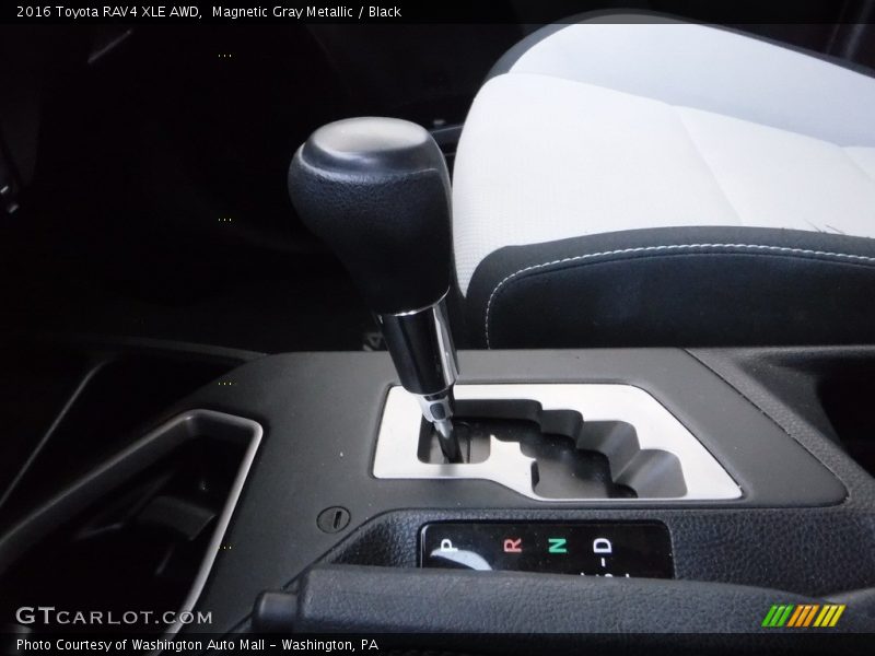 Magnetic Gray Metallic / Black 2016 Toyota RAV4 XLE AWD