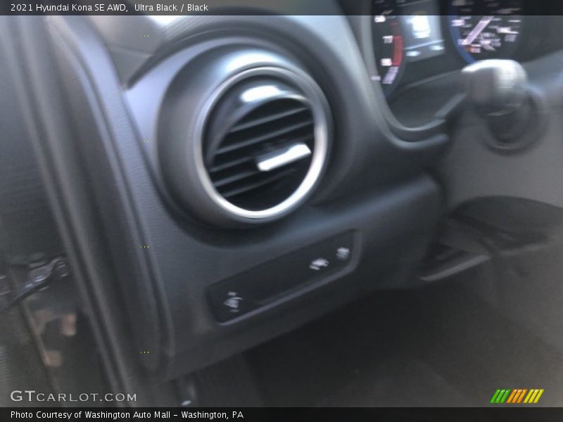 Ultra Black / Black 2021 Hyundai Kona SE AWD