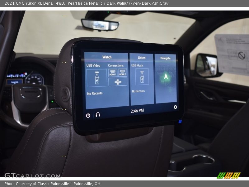 Pearl Beige Metallic / Dark Walnut/­Very Dark Ash Gray 2021 GMC Yukon XL Denali 4WD