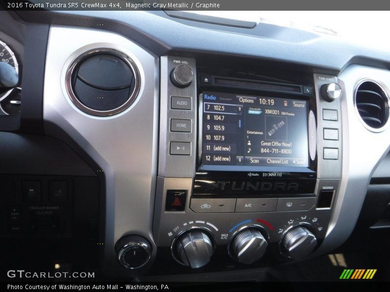 Magnetic Gray Metallic / Graphite 2016 Toyota Tundra SR5 CrewMax 4x4