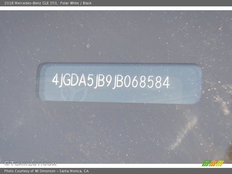 Polar White / Black 2018 Mercedes-Benz GLE 350