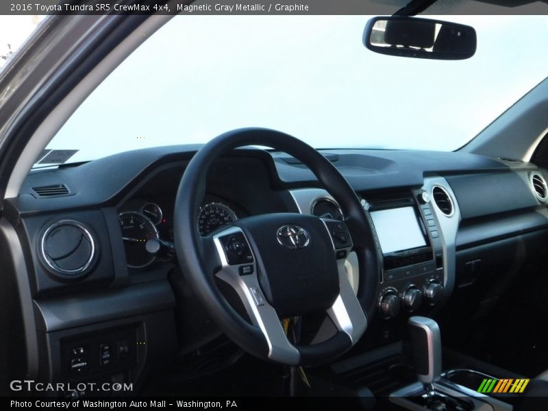 Magnetic Gray Metallic / Graphite 2016 Toyota Tundra SR5 CrewMax 4x4