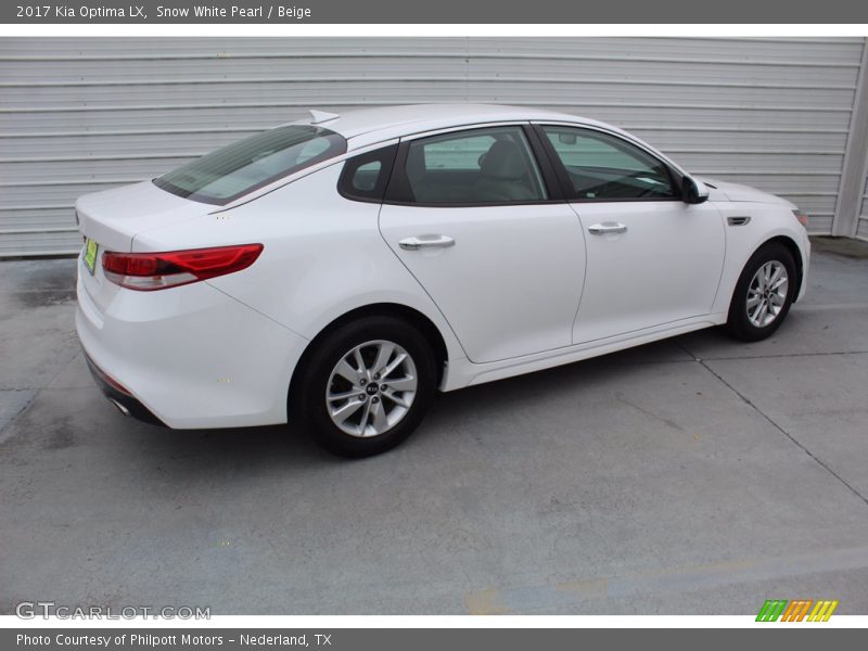 Snow White Pearl / Beige 2017 Kia Optima LX