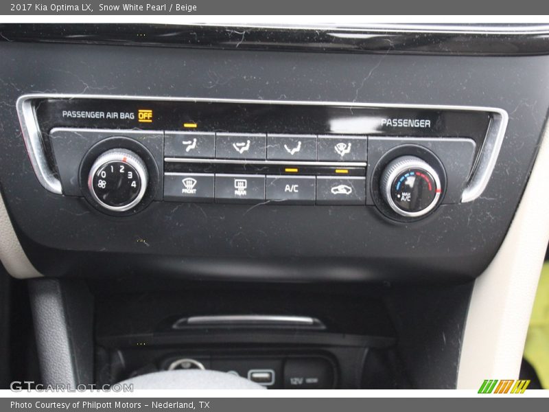 Controls of 2017 Optima LX