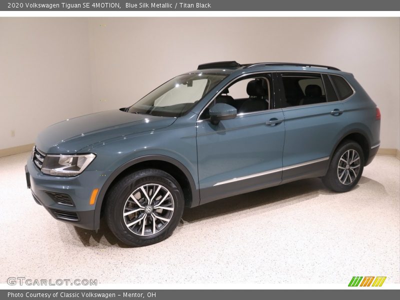 Blue Silk Metallic / Titan Black 2020 Volkswagen Tiguan SE 4MOTION
