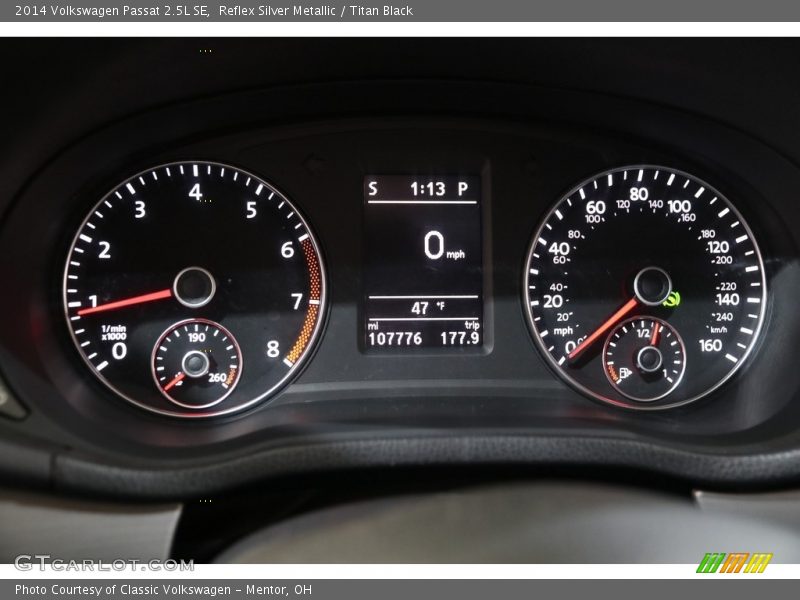 Reflex Silver Metallic / Titan Black 2014 Volkswagen Passat 2.5L SE