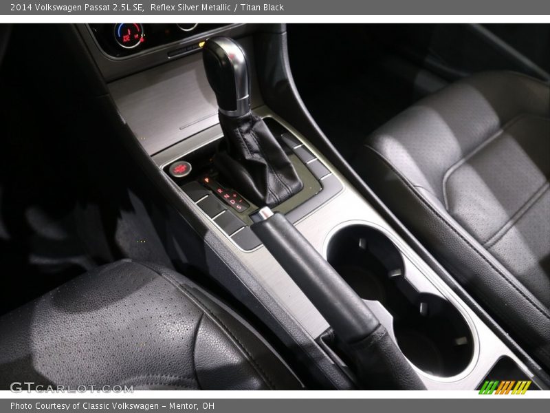 Reflex Silver Metallic / Titan Black 2014 Volkswagen Passat 2.5L SE