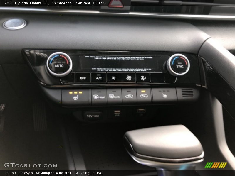 Shimmering Silver Pearl / Black 2021 Hyundai Elantra SEL