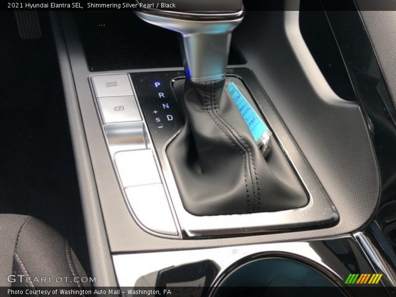 Shimmering Silver Pearl / Black 2021 Hyundai Elantra SEL