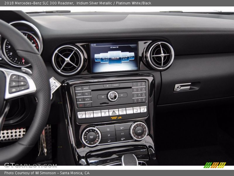 Iridium Silver Metallic / Platinum White/Black 2018 Mercedes-Benz SLC 300 Roadster