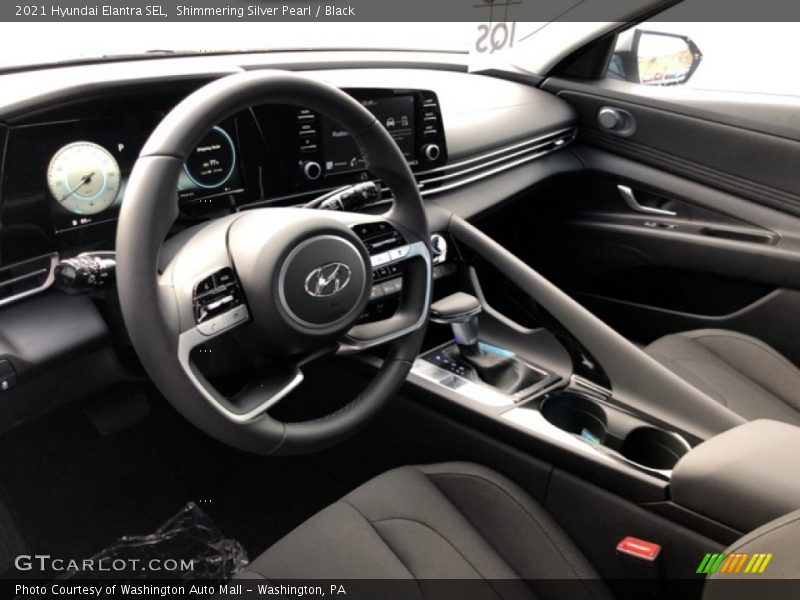 Shimmering Silver Pearl / Black 2021 Hyundai Elantra SEL