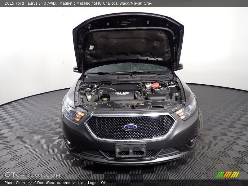 Magnetic Metallic / SHO Charcoal Black/Mayan Gray 2015 Ford Taurus SHO AWD
