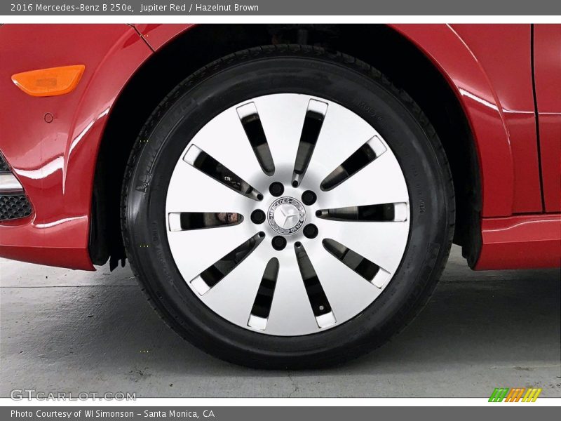  2016 B 250e Wheel