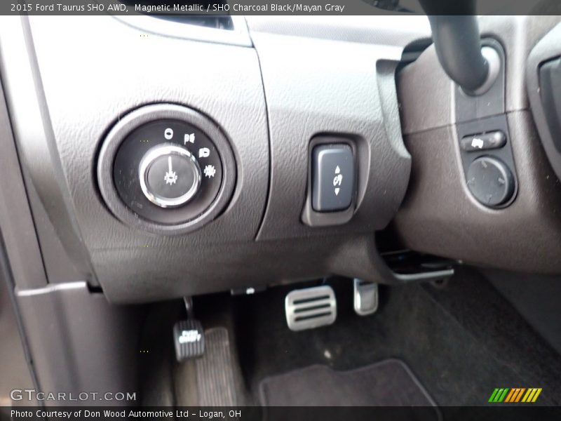 Magnetic Metallic / SHO Charcoal Black/Mayan Gray 2015 Ford Taurus SHO AWD
