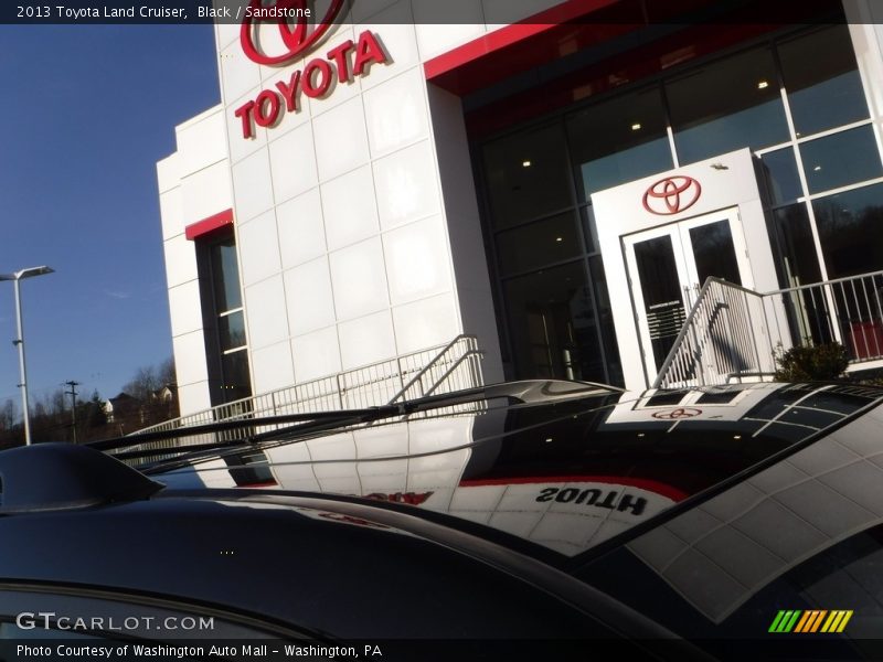 Black / Sandstone 2013 Toyota Land Cruiser