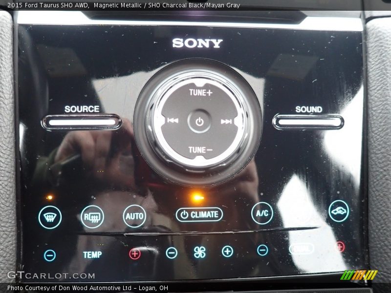 Magnetic Metallic / SHO Charcoal Black/Mayan Gray 2015 Ford Taurus SHO AWD