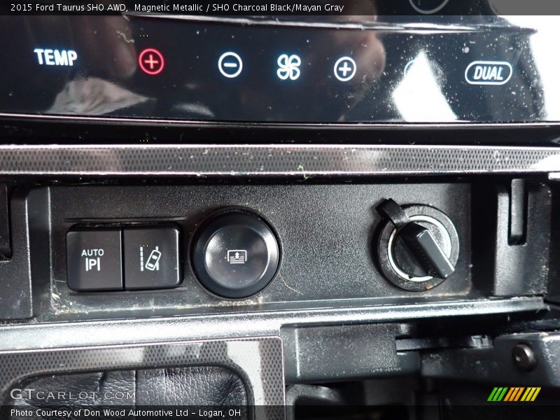 Magnetic Metallic / SHO Charcoal Black/Mayan Gray 2015 Ford Taurus SHO AWD