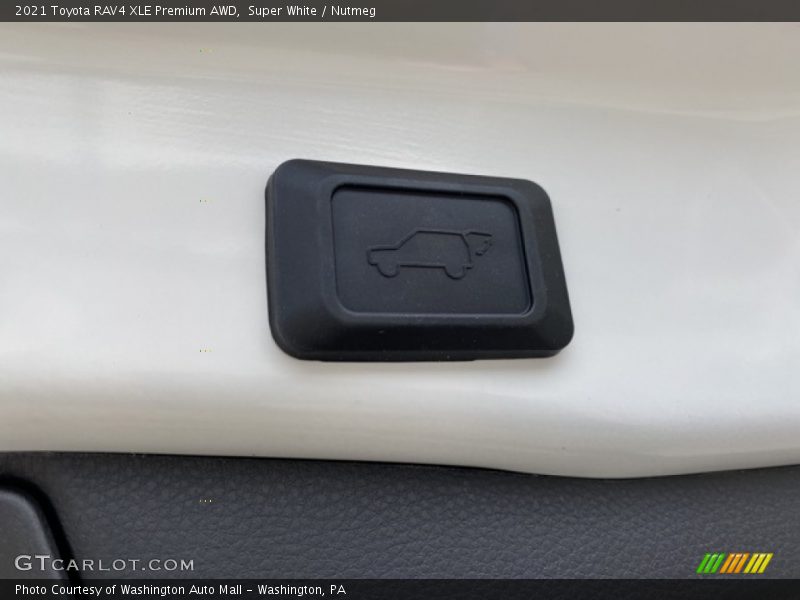 Super White / Nutmeg 2021 Toyota RAV4 XLE Premium AWD