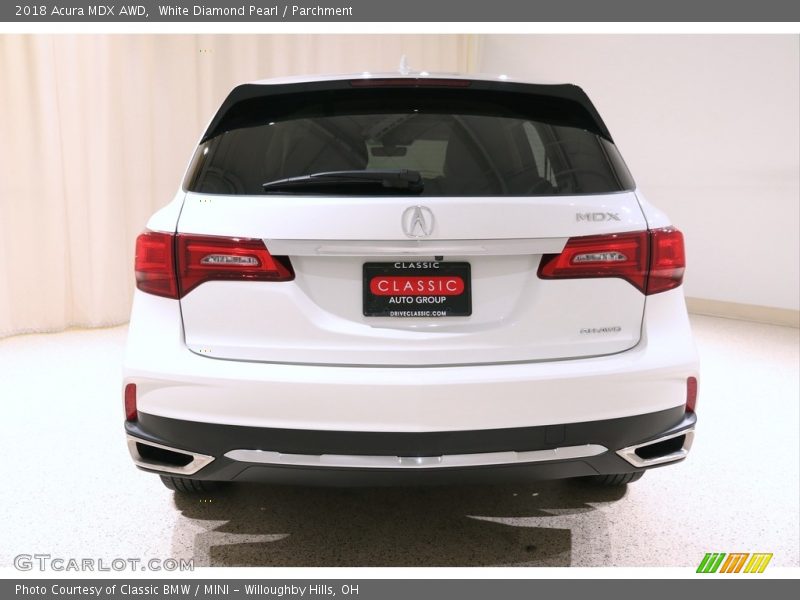 White Diamond Pearl / Parchment 2018 Acura MDX AWD