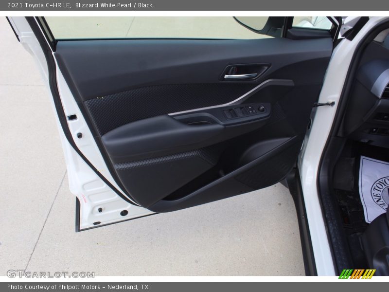 Blizzard White Pearl / Black 2021 Toyota C-HR LE