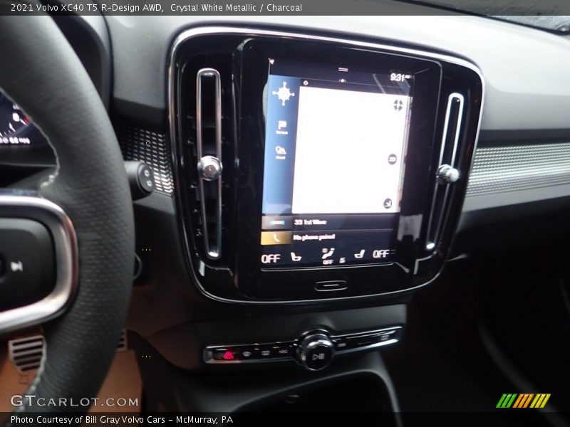 Crystal White Metallic / Charcoal 2021 Volvo XC40 T5 R-Design AWD