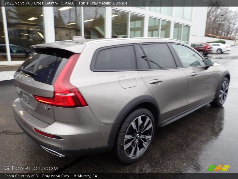 Pebble Gray Metallic / Blonde 2021 Volvo V60 Cross Country T5 AWD