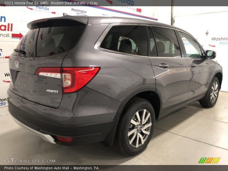 Modern Steel Metallic / Gray 2021 Honda Pilot EX AWD