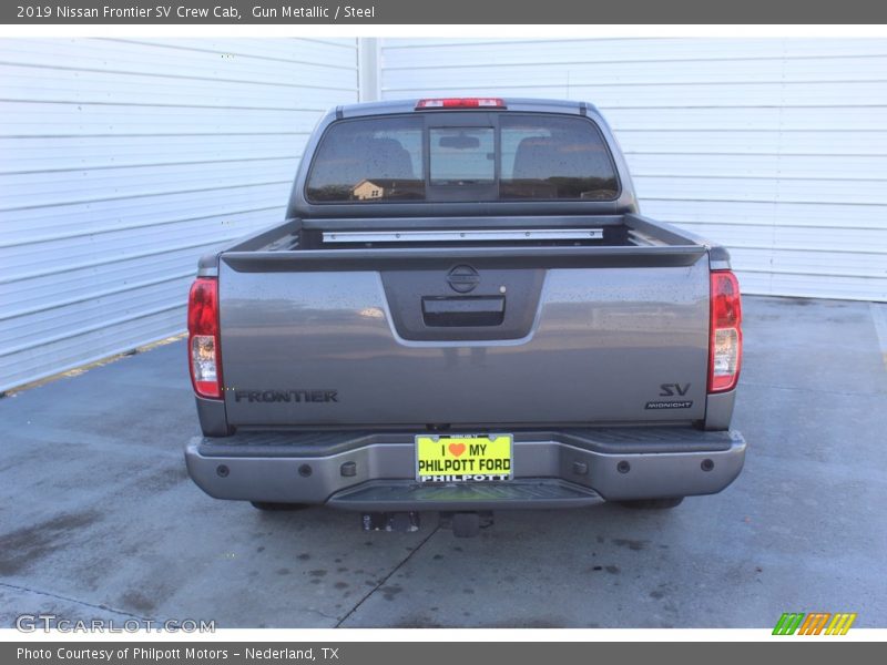 Gun Metallic / Steel 2019 Nissan Frontier SV Crew Cab