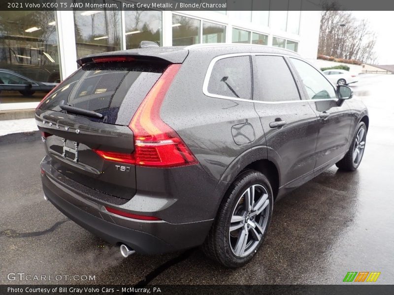 Pine Grey Metallic / Blonde/Charcoal 2021 Volvo XC60 T5 AWD Momentum
