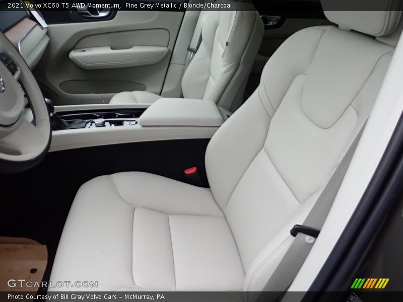 Pine Grey Metallic / Blonde/Charcoal 2021 Volvo XC60 T5 AWD Momentum