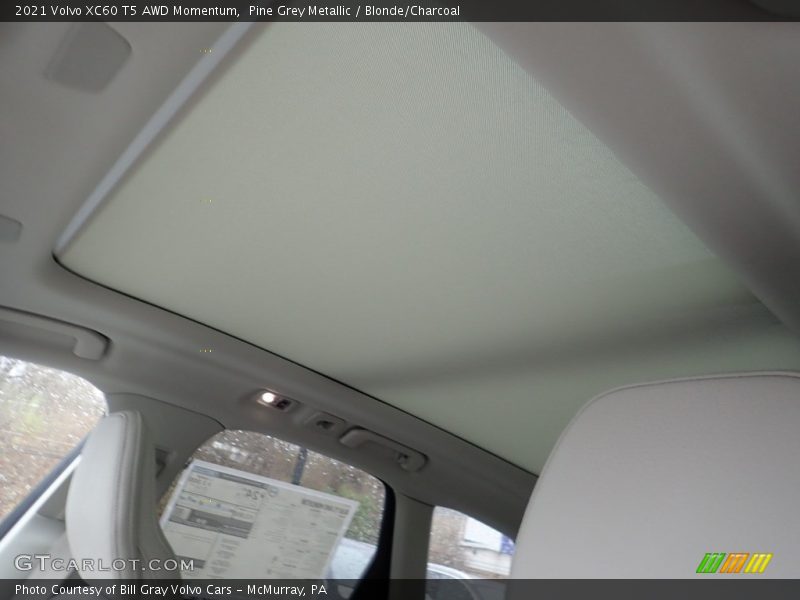 Pine Grey Metallic / Blonde/Charcoal 2021 Volvo XC60 T5 AWD Momentum